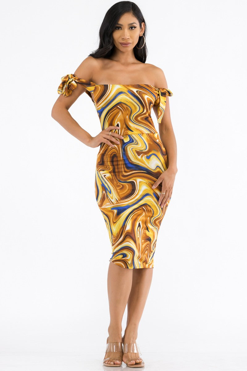 HH705R-SWIRL - VESTIDO LAZADO CON HOMBRO DESCUENTO