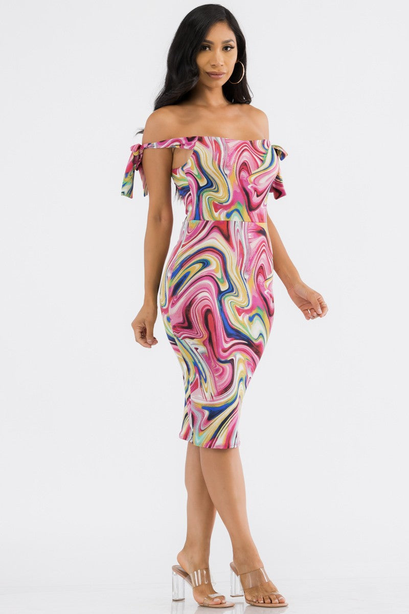 HH705R-SWIRL - VESTIDO LAZADO CON HOMBRO DESCUENTO