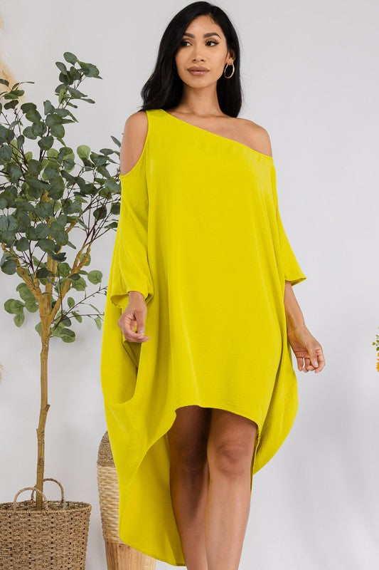 HH735R-S COLD SHOULDER DRESS