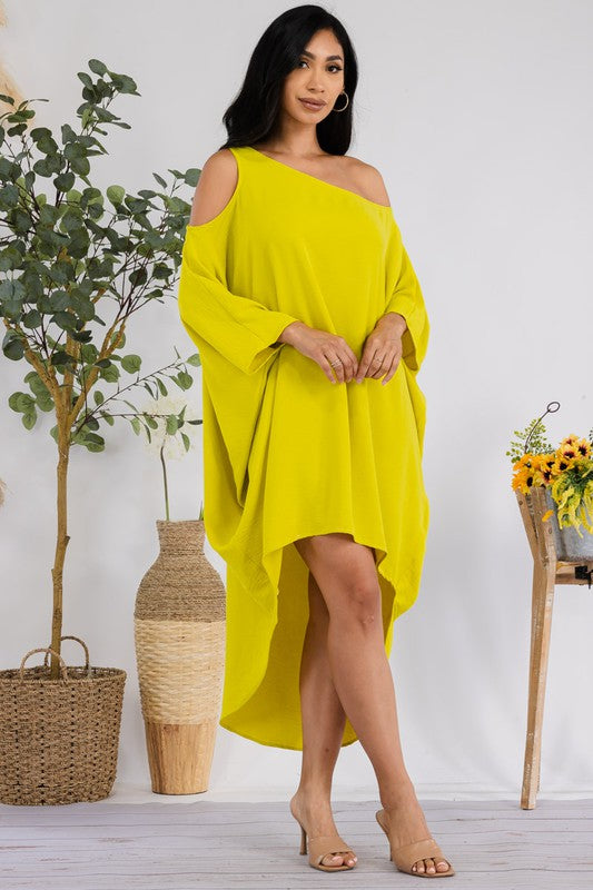 HH735R-S COLD SHOULDER DRESS