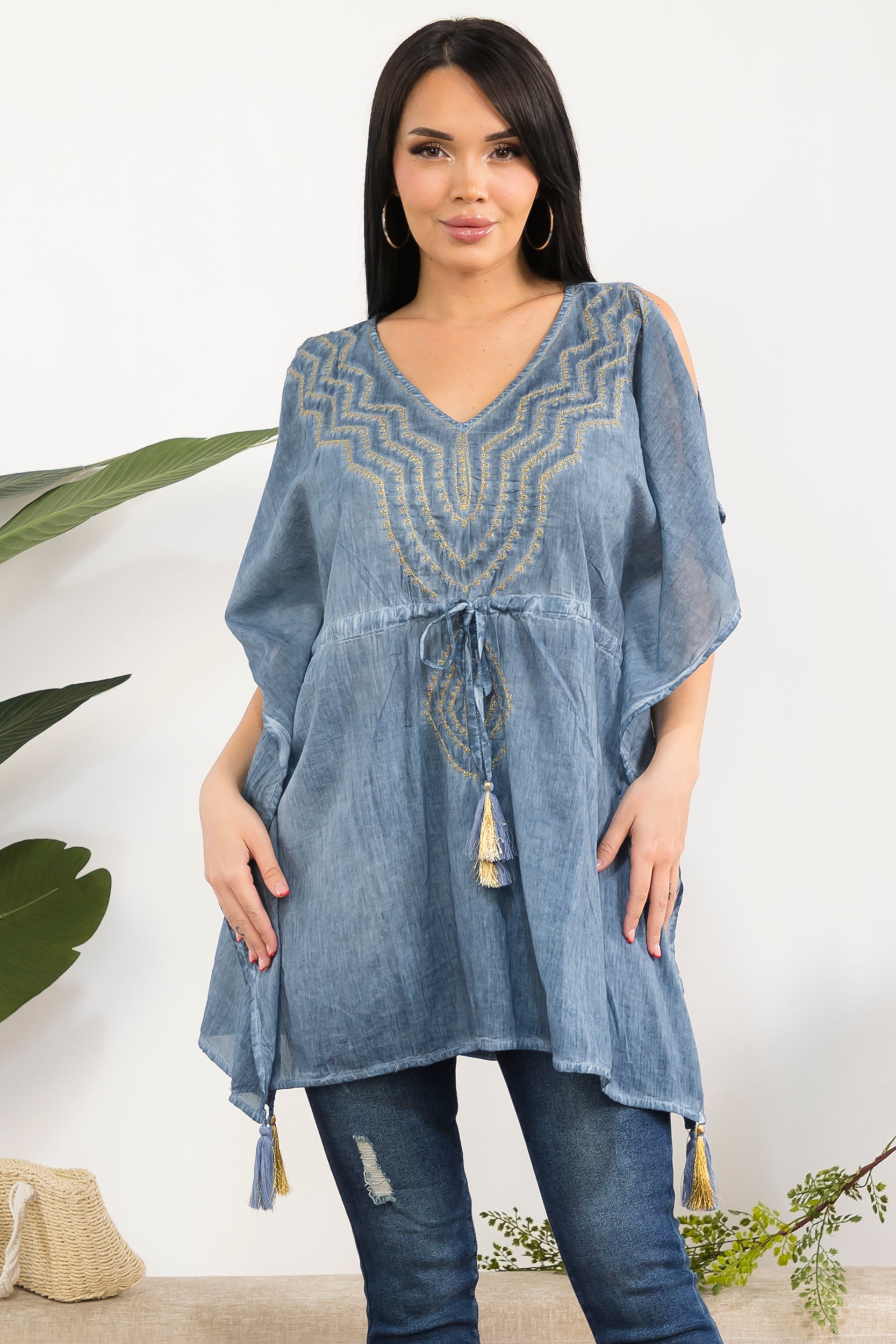 00133 Embroidered Boho Tunic Top