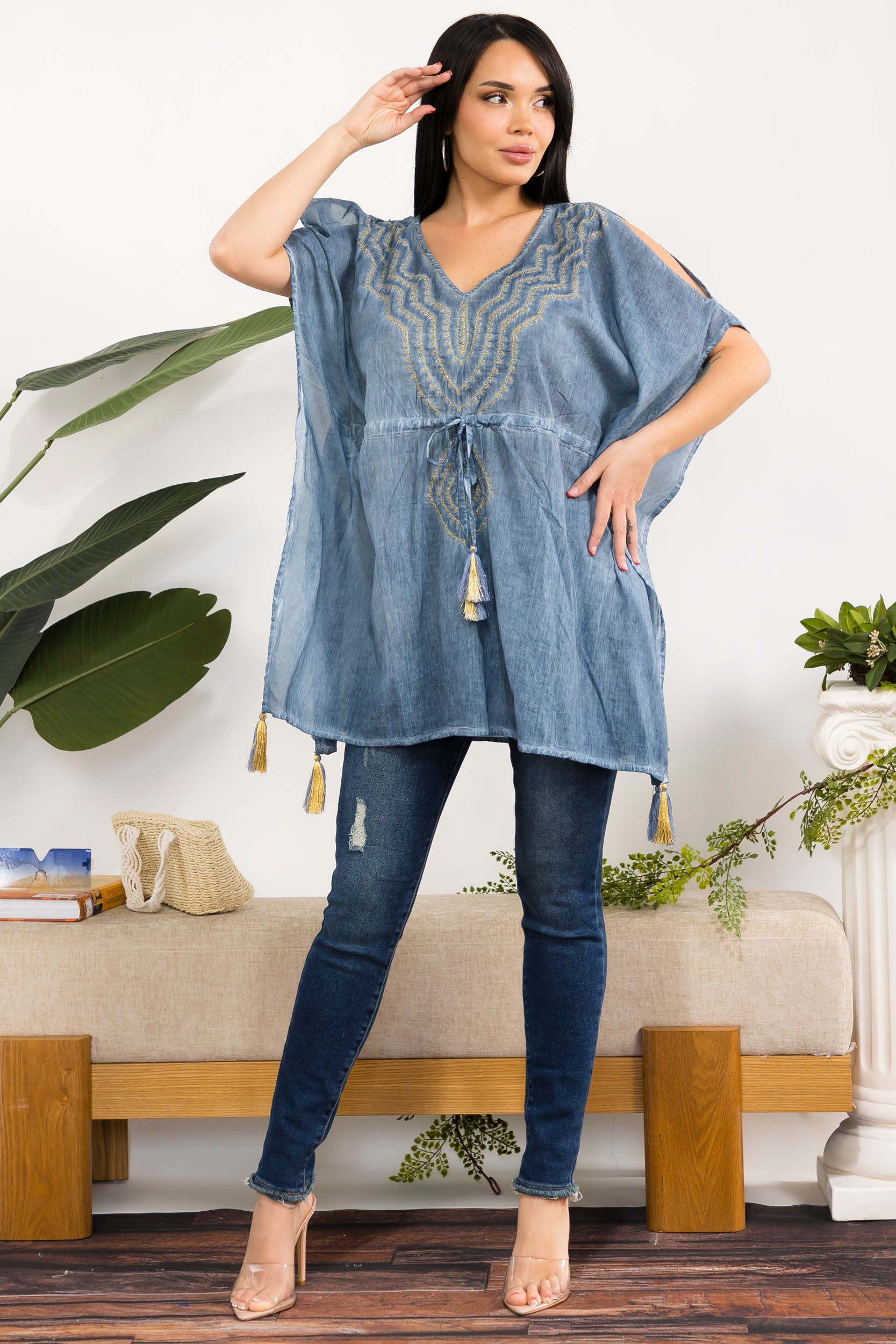 00133 Embroidered Boho Tunic Top