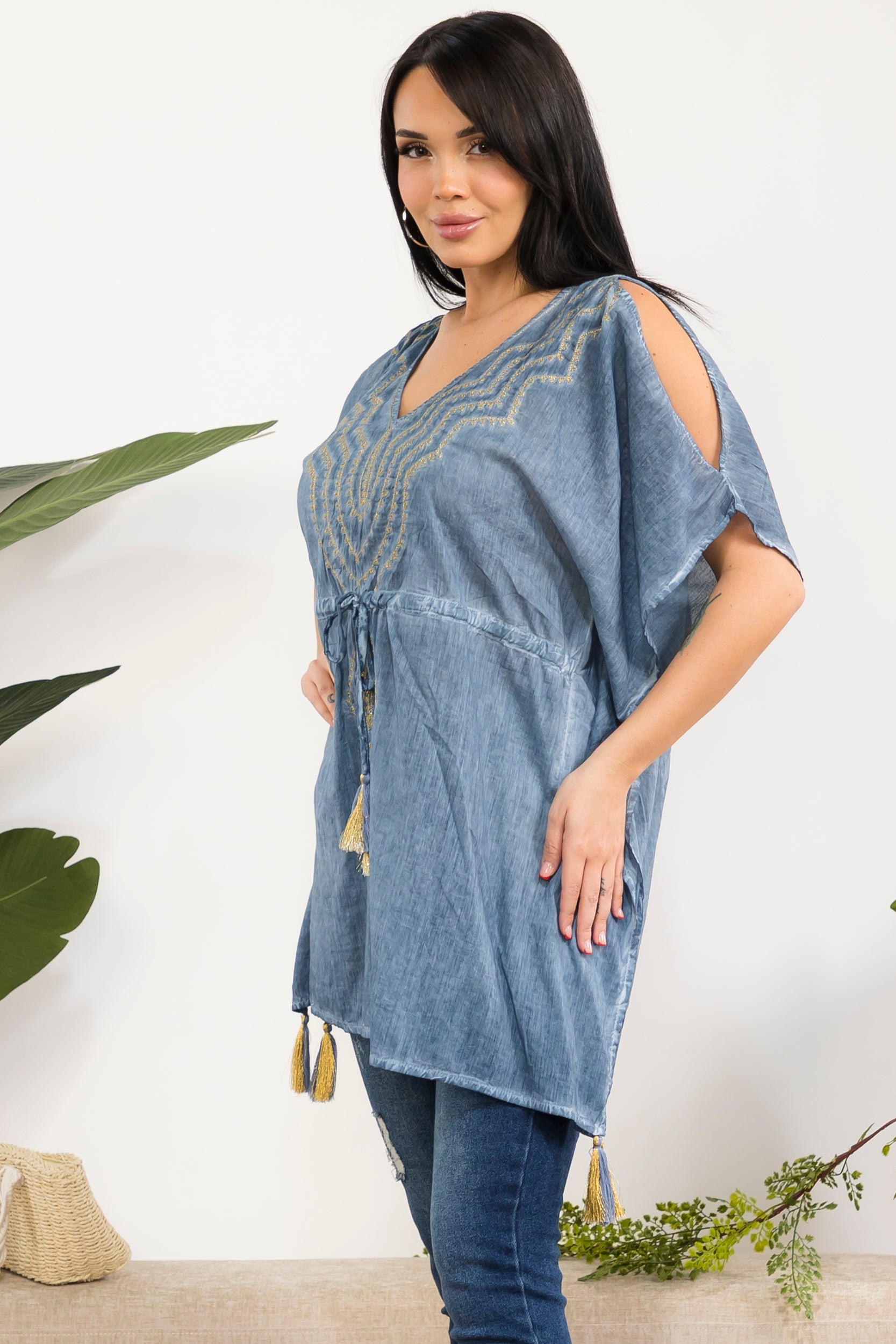 00133 Embroidered Boho Tunic Top