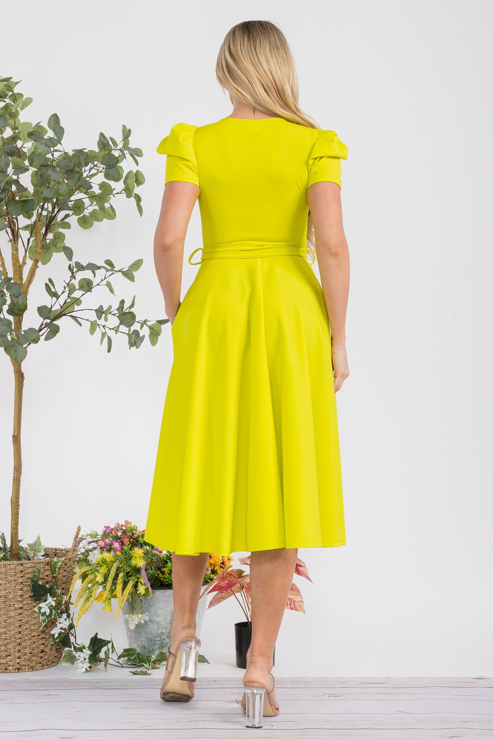 HH698BX-S1 Plus Size Puff Sleeve Midi Dress