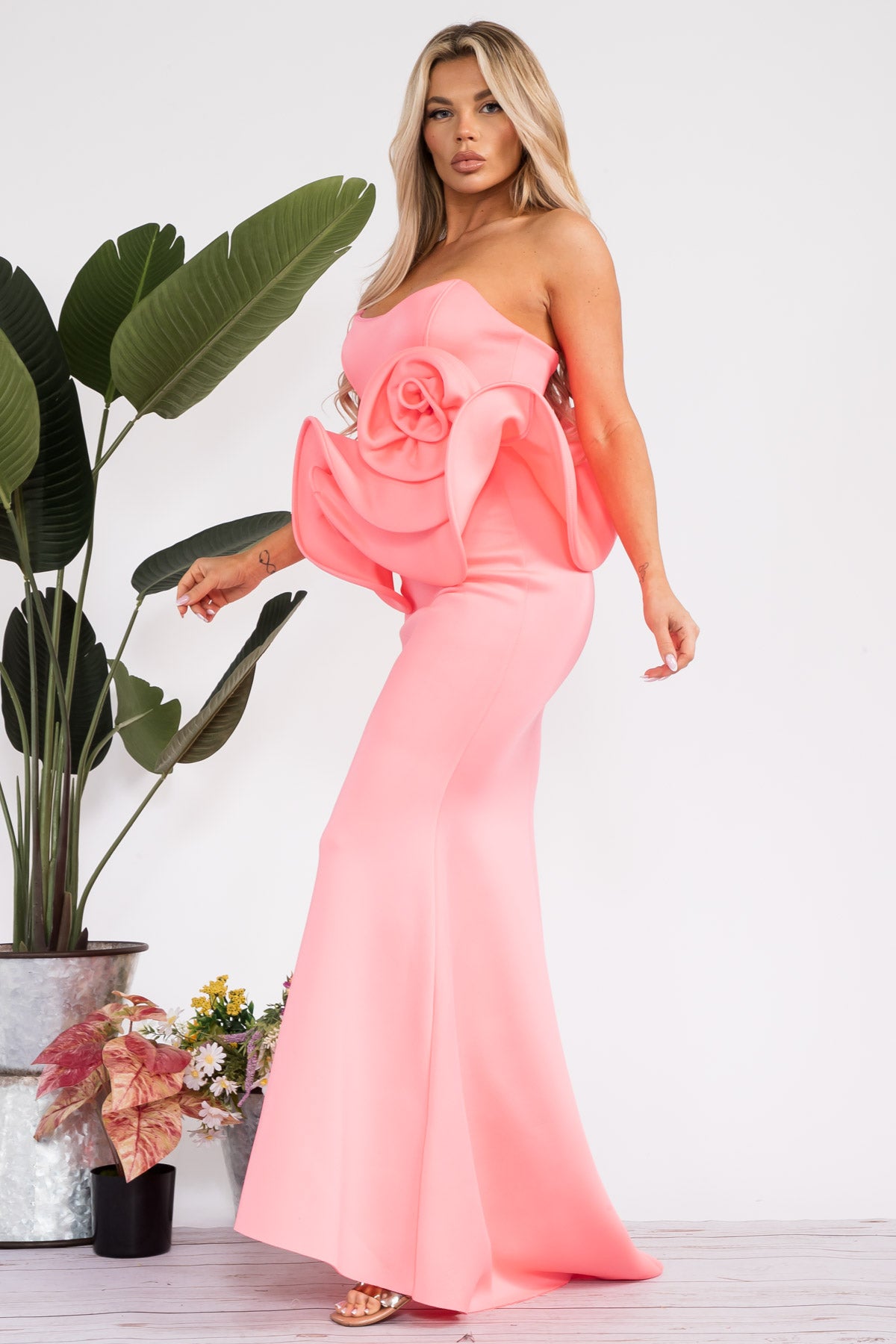 D7936 - FLOWER RUFFLE MERMAID DRESS