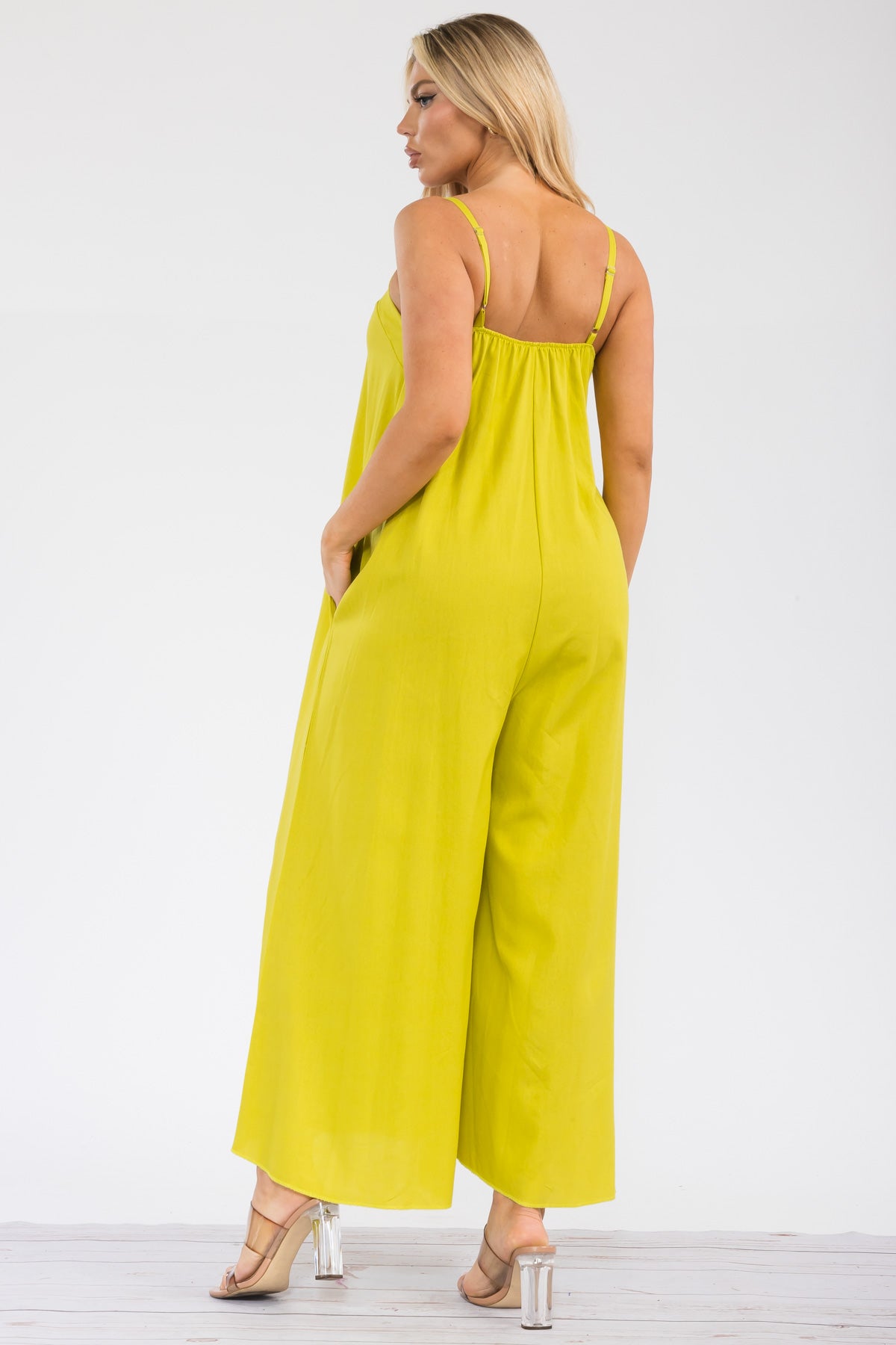 HH756X-S - WIDE LEG SLEEVELESS LINEN JUMPSUIT
