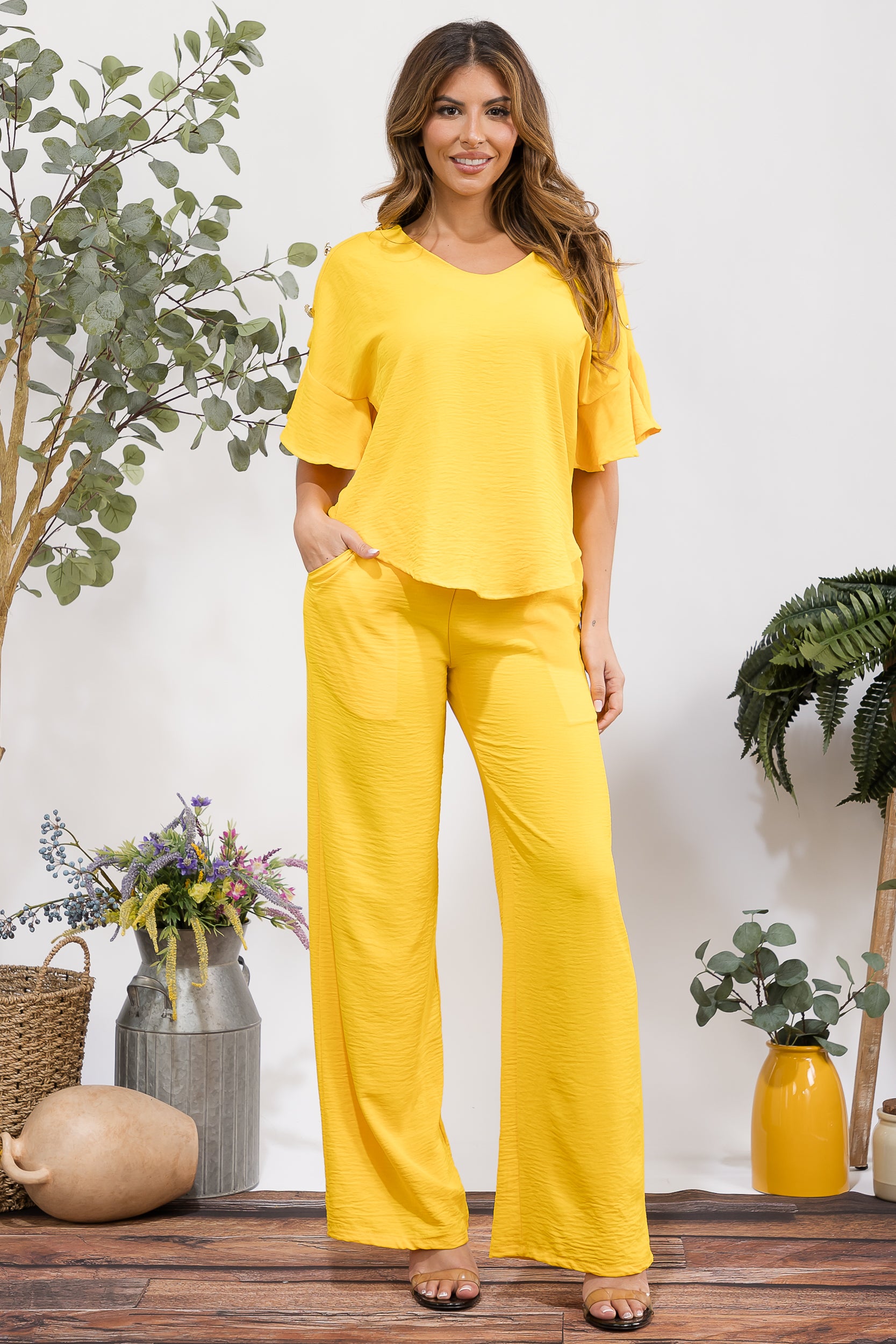 HH782X-S Plus Size Flowy Two-Piece Wide Leg Set