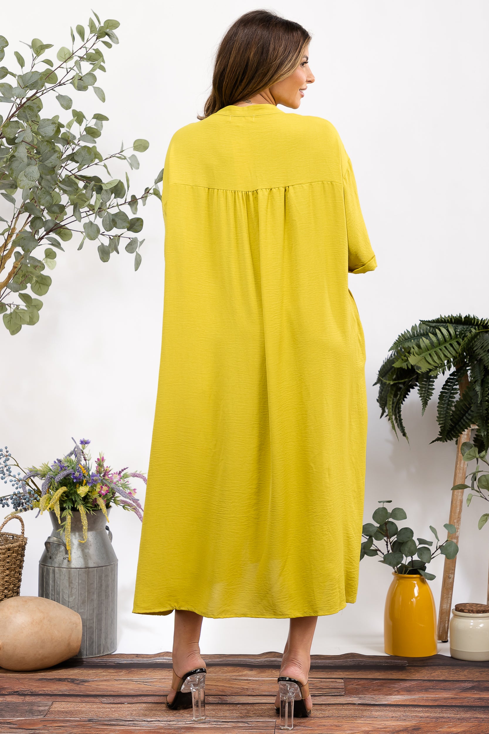 25102 Oversized Button-Down Midi Dress with Pockets