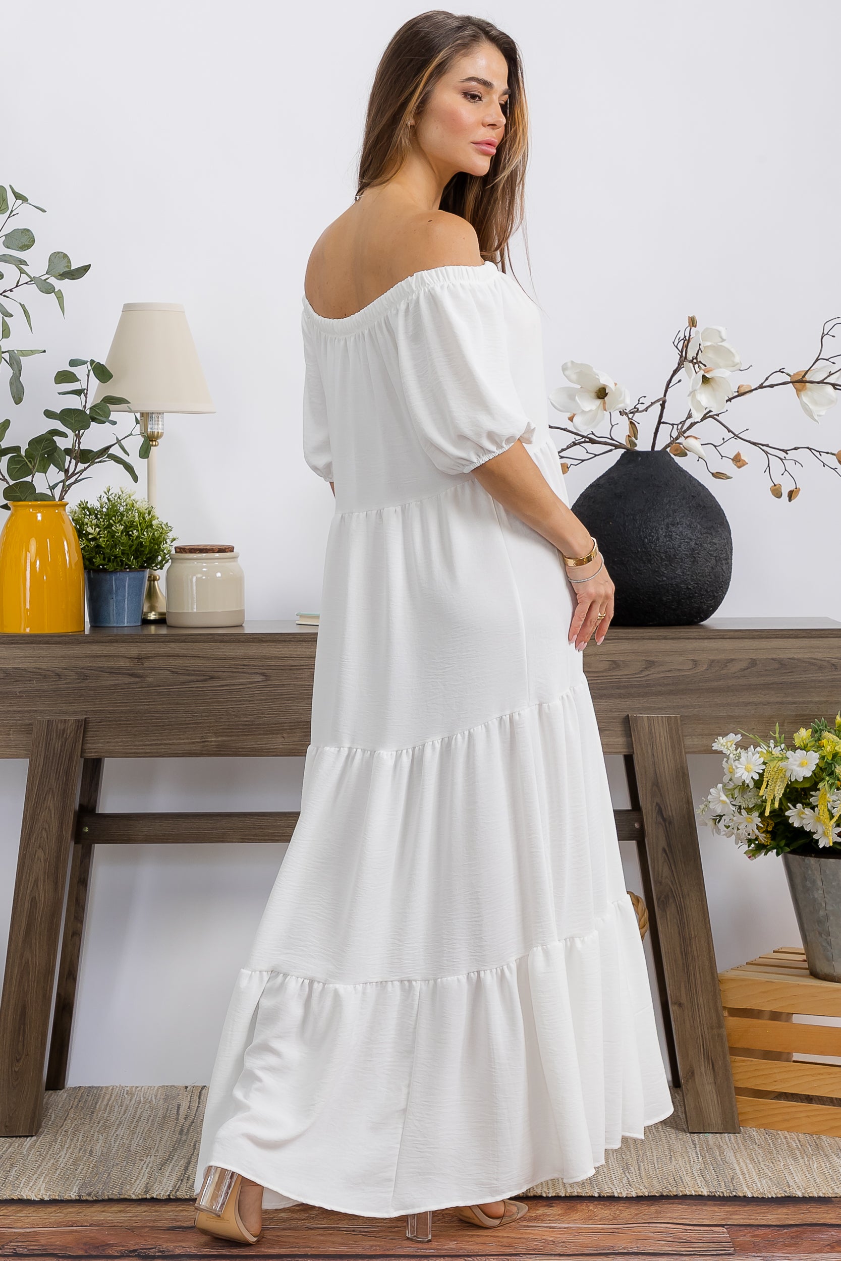 HH722R-S1 OFF SHOULDER TIERED MAXI DRESS