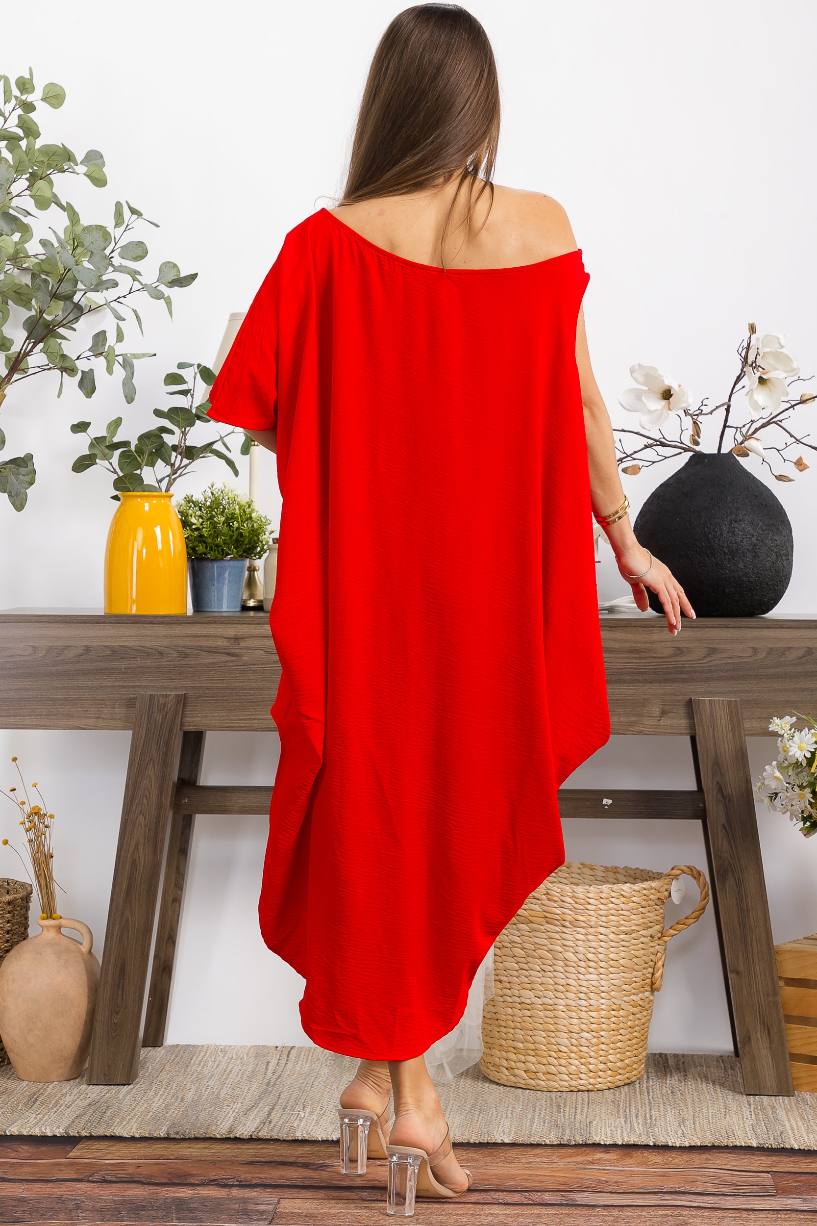 HH735R-S COLD SHOULDER DRESS