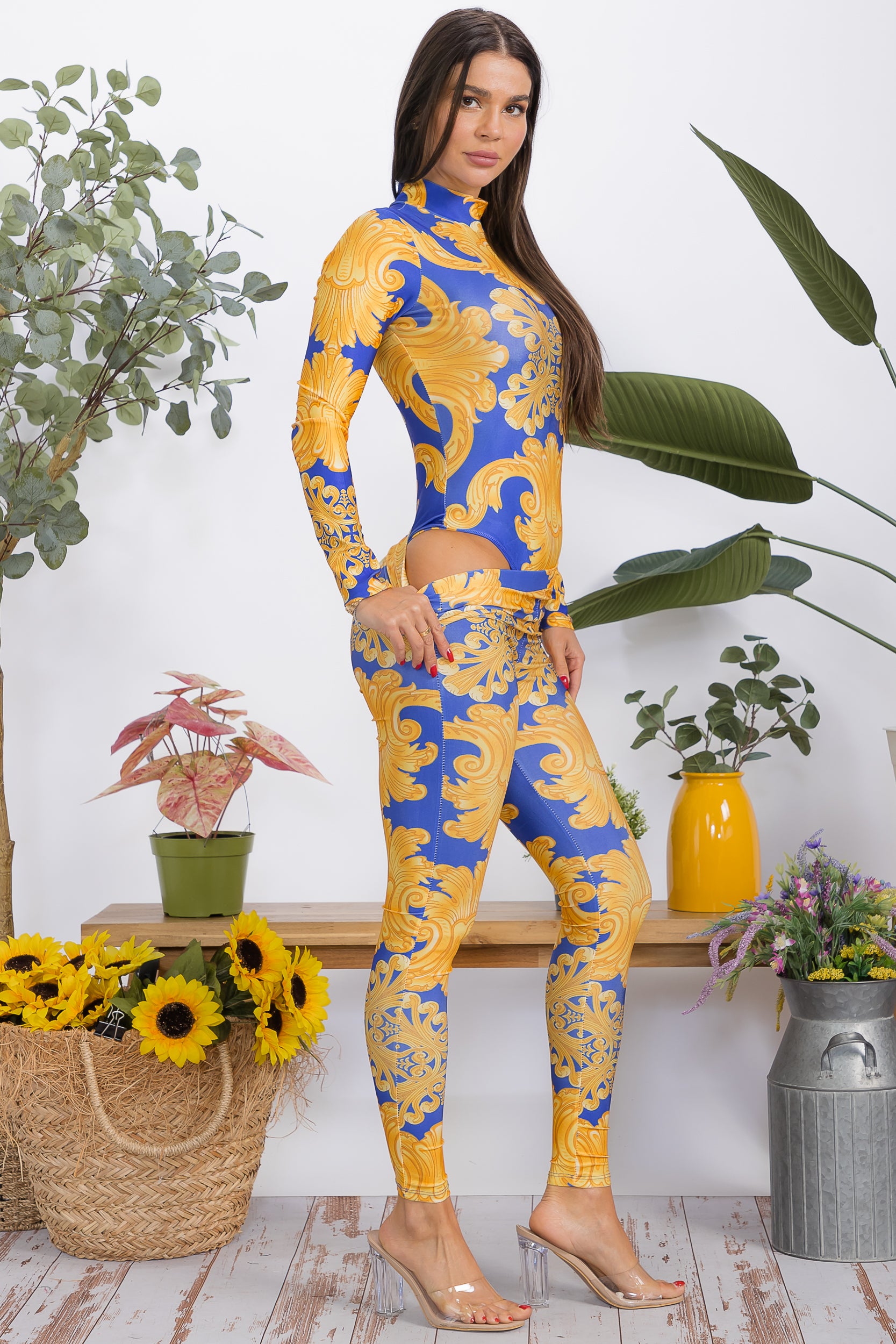 HH1151-P1 2-piece bodysuit and leggings set