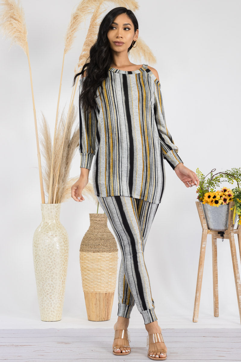 HH669R1-STRIPES - 2 PC TOP AND JOGGER SET