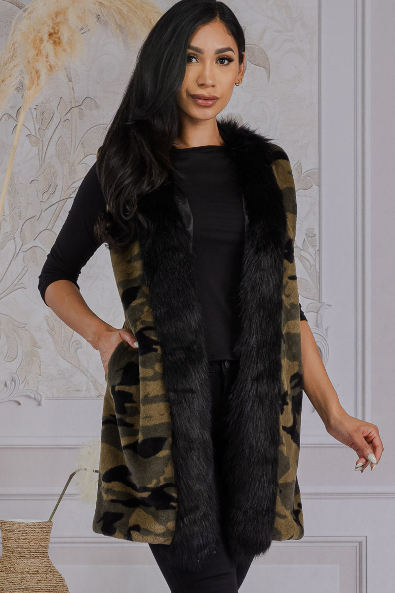 MS0199-1 - CAMO FAUX FUR TRIM VEST