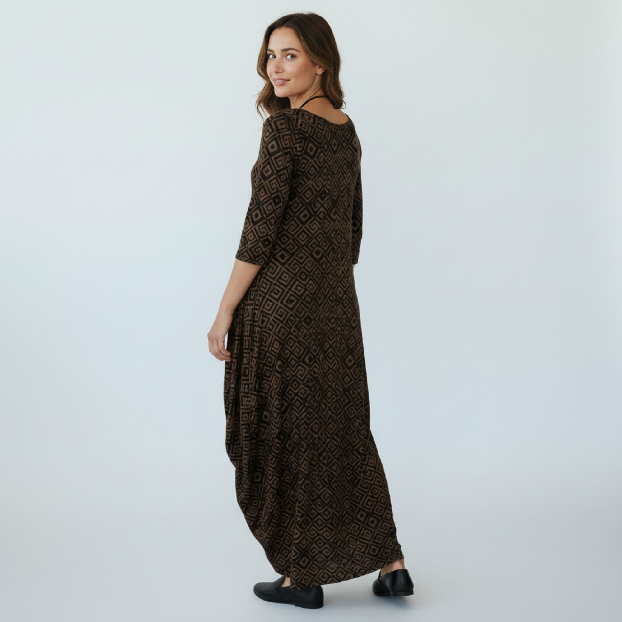 HH645R-P2 Printed Relaxed Fit Draped Maxi Dress with Pockets