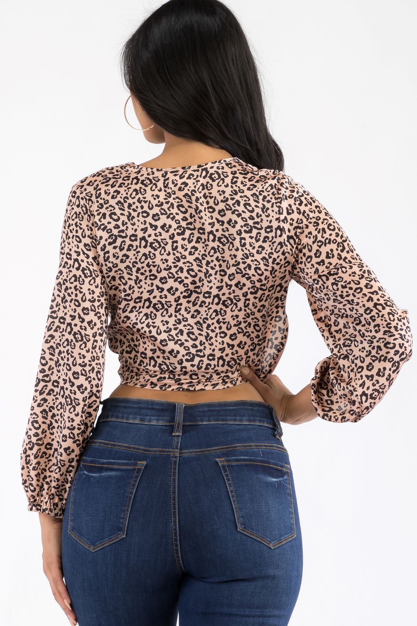 LST0006-CHE - CHEETAH PRINT LONG SLEEVE TWISTED FRONT TOP