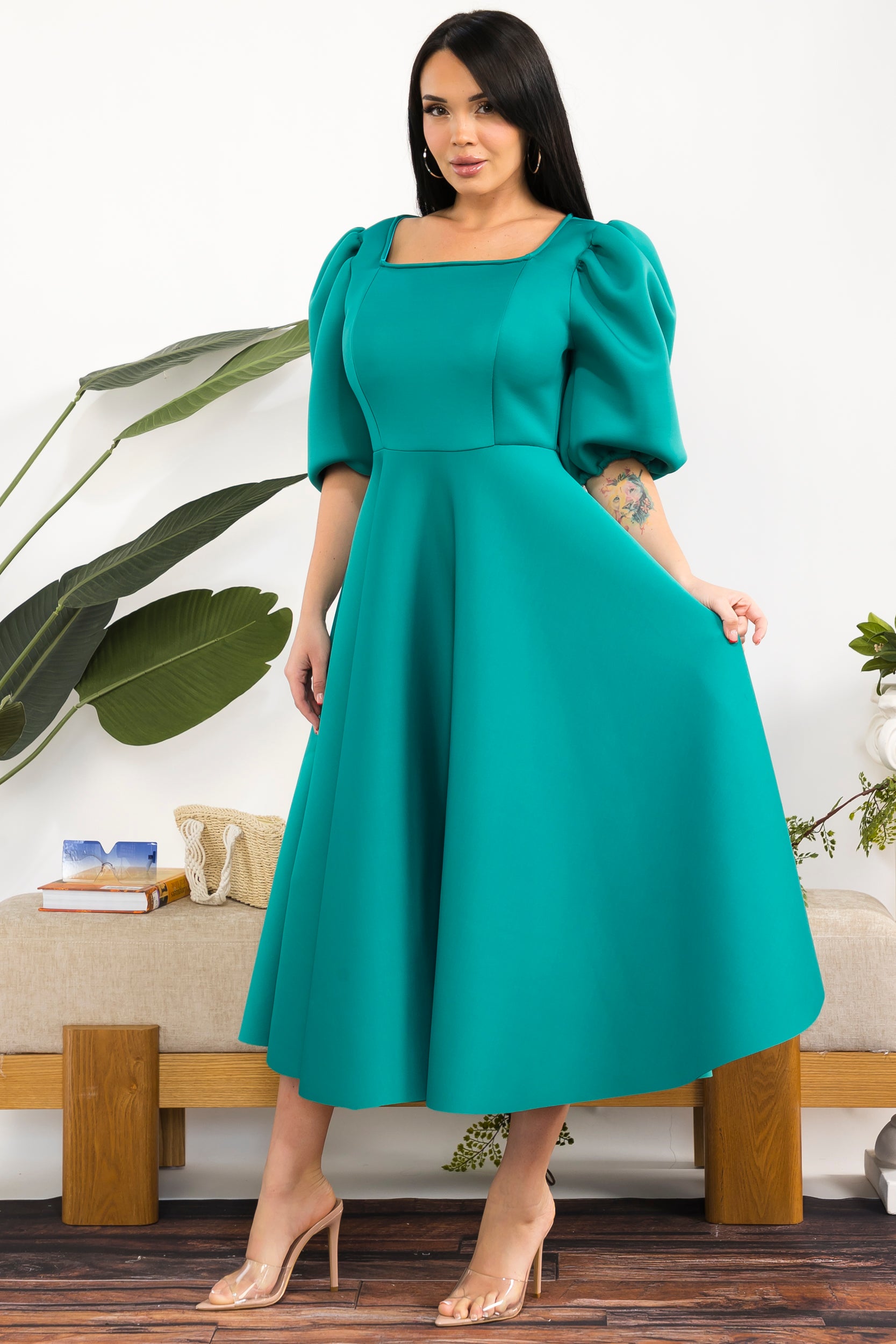 HH727X-S Plus Size Puff Sleeve Midi Dress