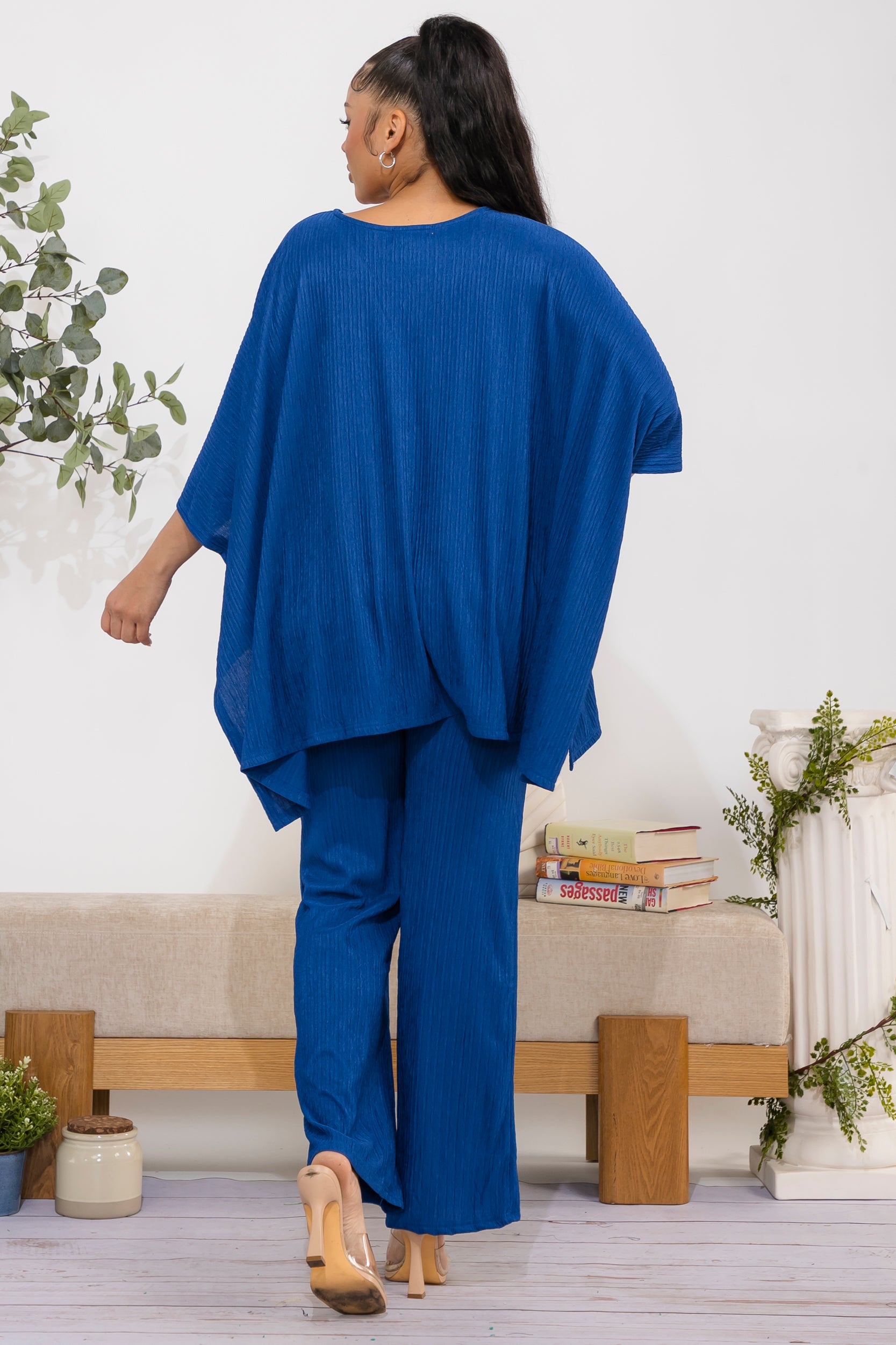 S25652-R Crinkle Flow Two-Piece Set