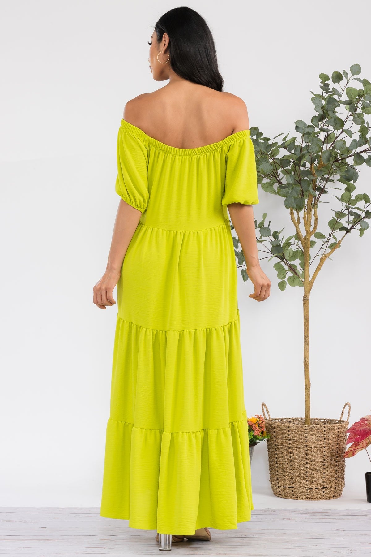 S25659 Off-Shoulder Tiered Maxi Dress