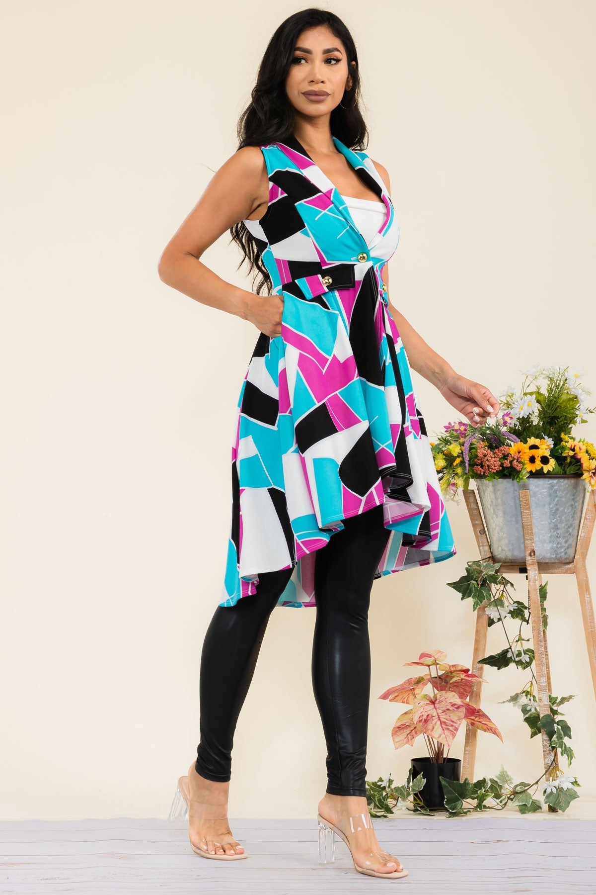 HH757R1-ABSTRACT FRONT BUTTON SLEEVELESS JACKET