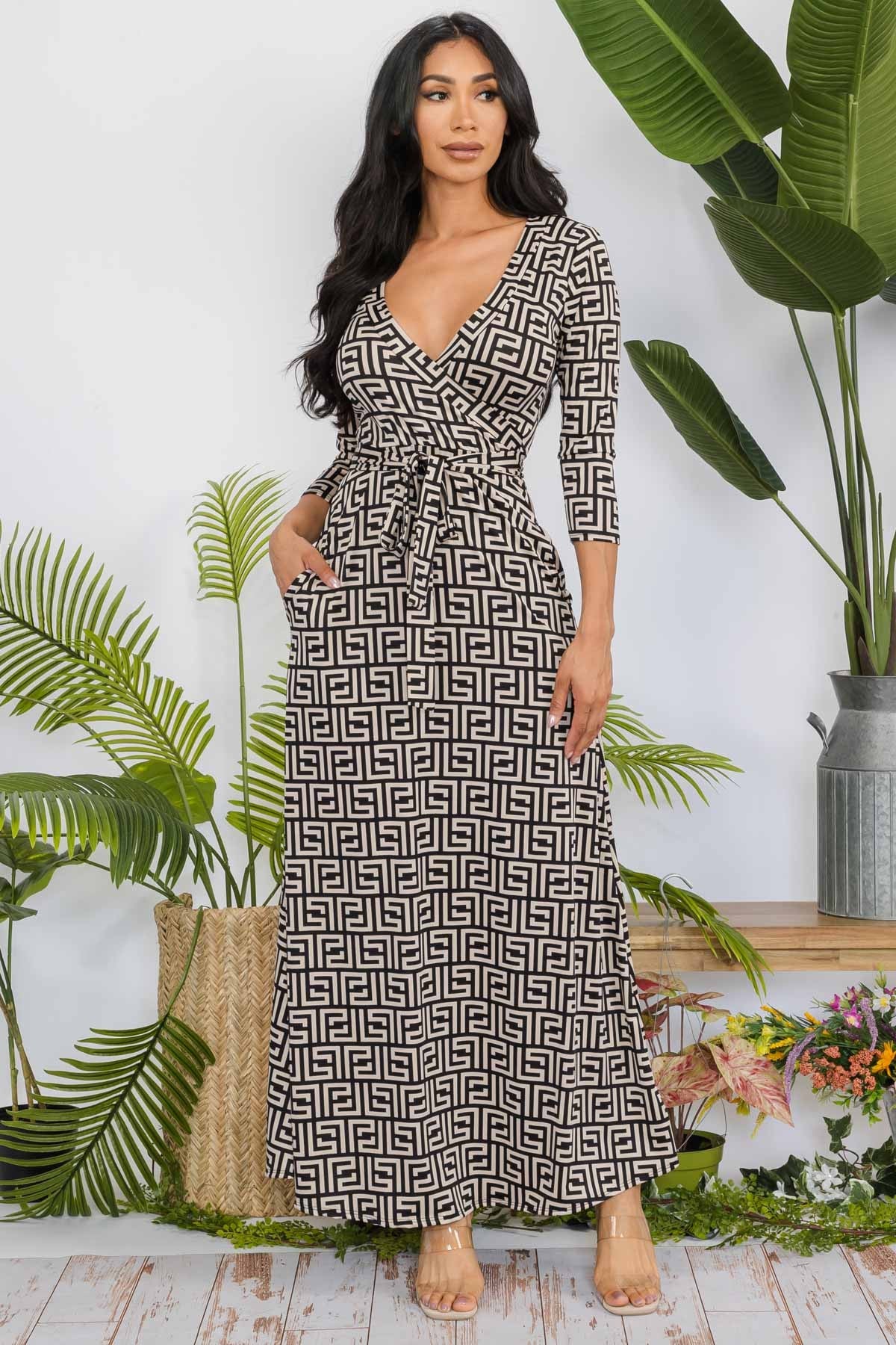 SAN149X-GEO - 3/4 SLEEVE MAXI DRESS