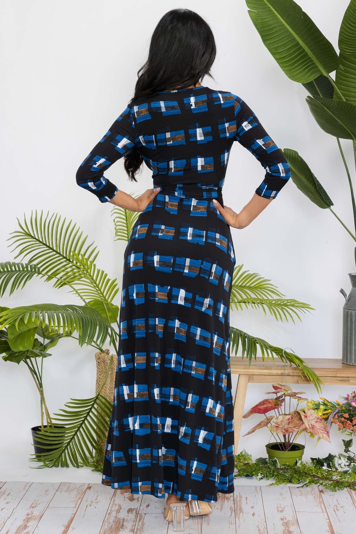 SAN149X-SQUARES - 3/4 SLEEVE MAXI DRESS