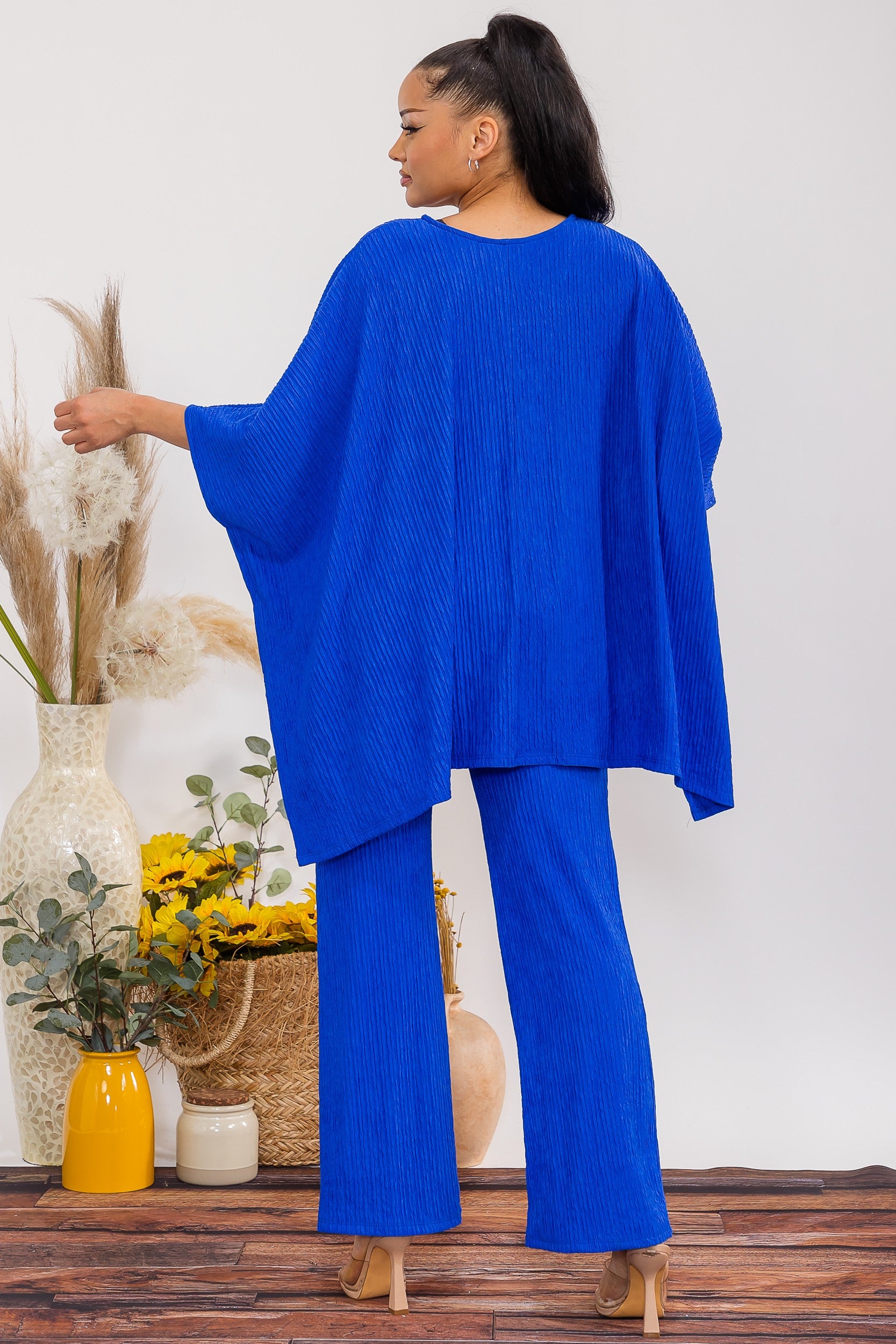 S25652-R Crinkle Flow Two-Piece Set