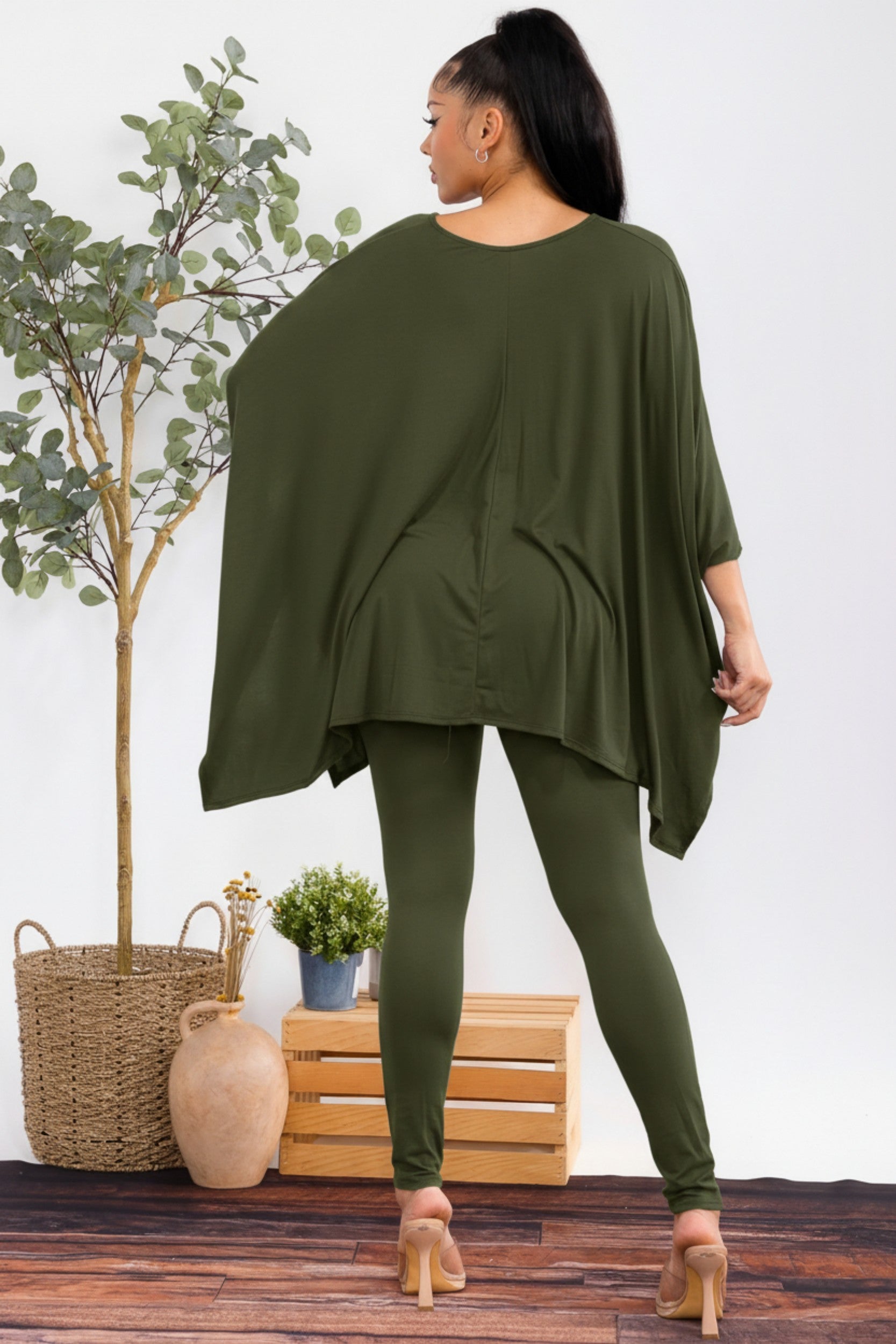 HH637X-S3 Plus Size Oversized Batwing Top & Legging Set