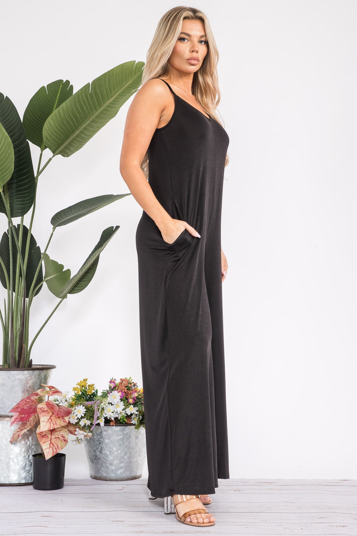 HH697R-S - SPAGHETTI STRAP WIDE LEG JUMPSUIT