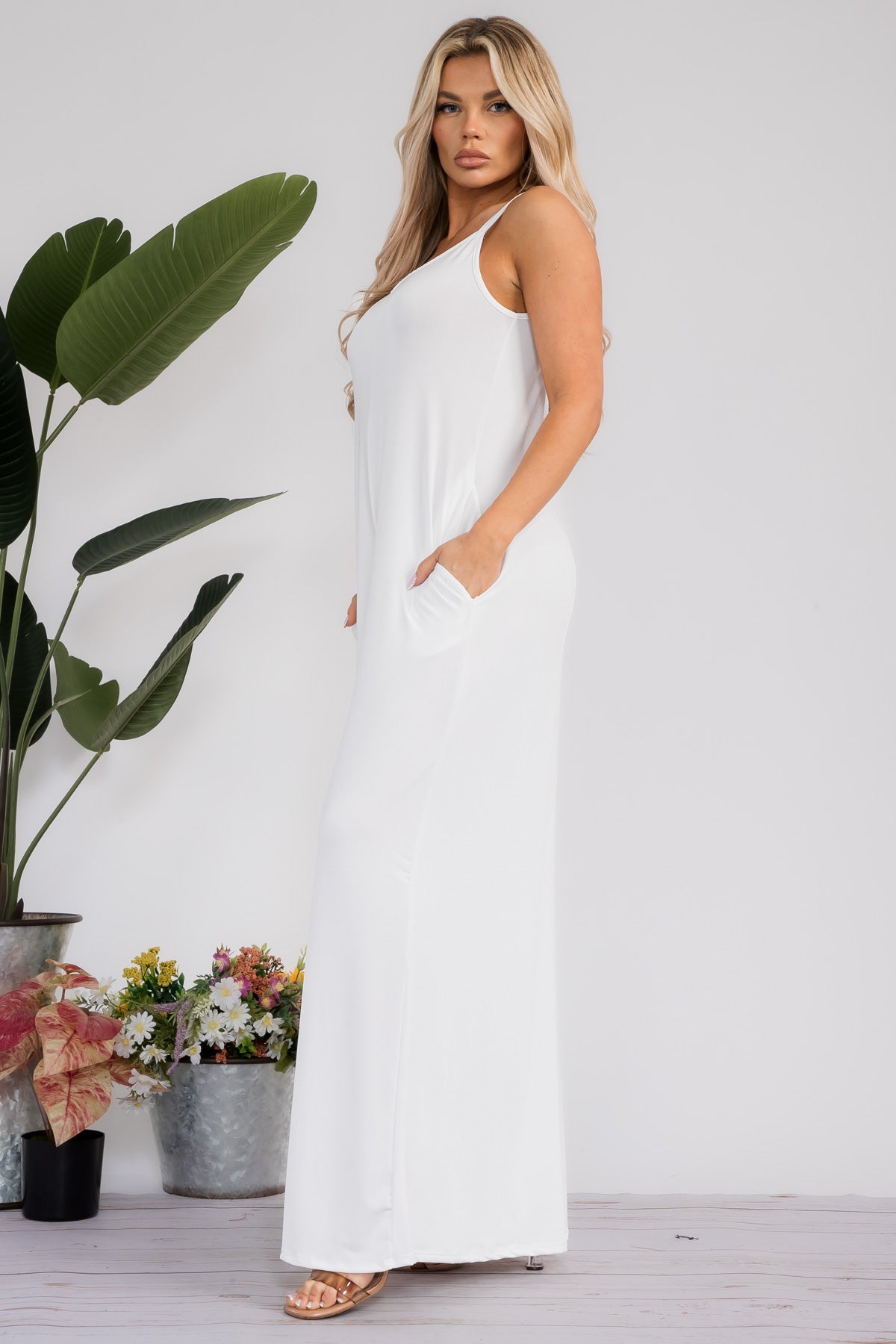 HH697R-S - SPAGHETTI STRAP WIDE LEG JUMPSUIT