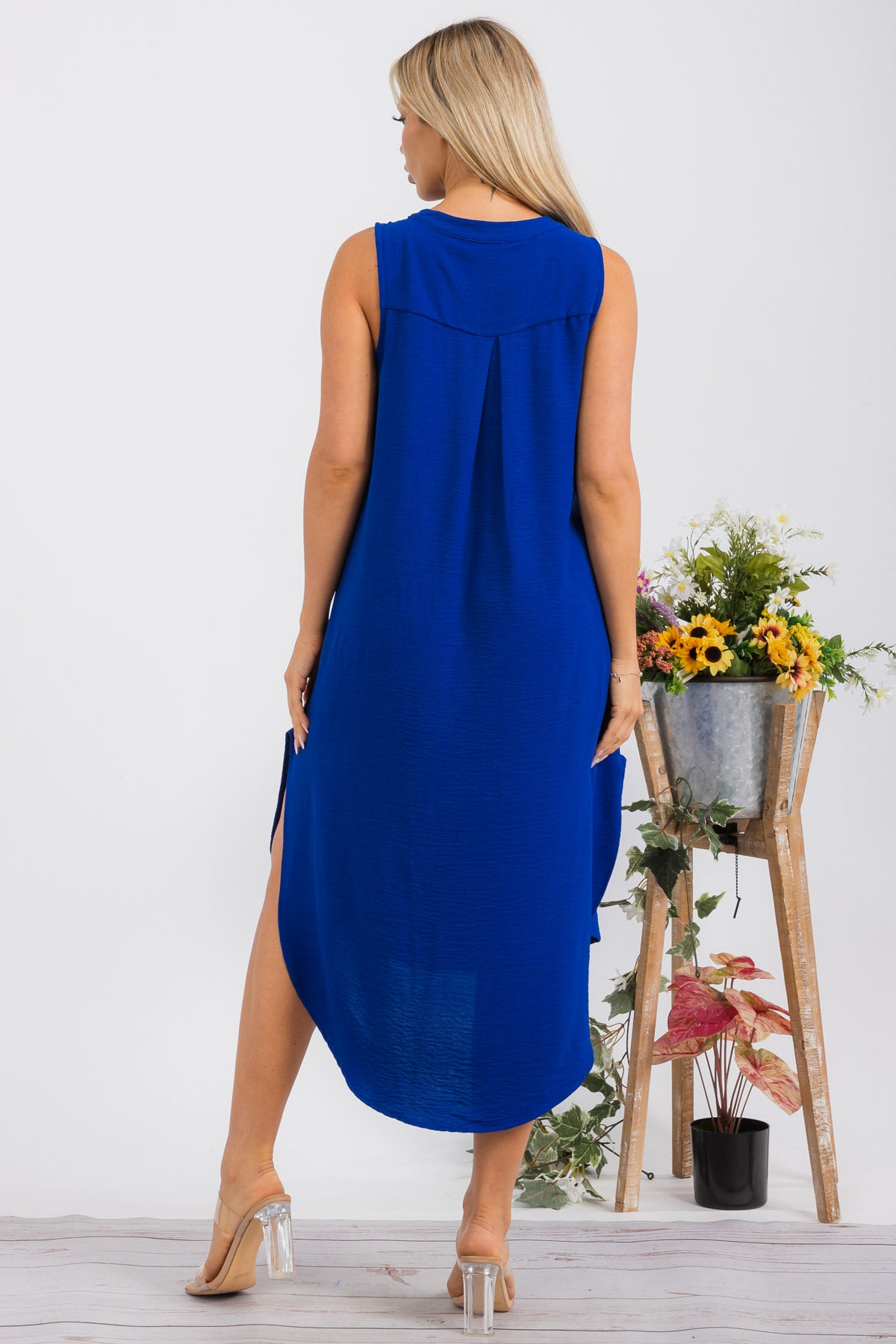 HH766R-S - SLEEVELESS MIDI DRESS