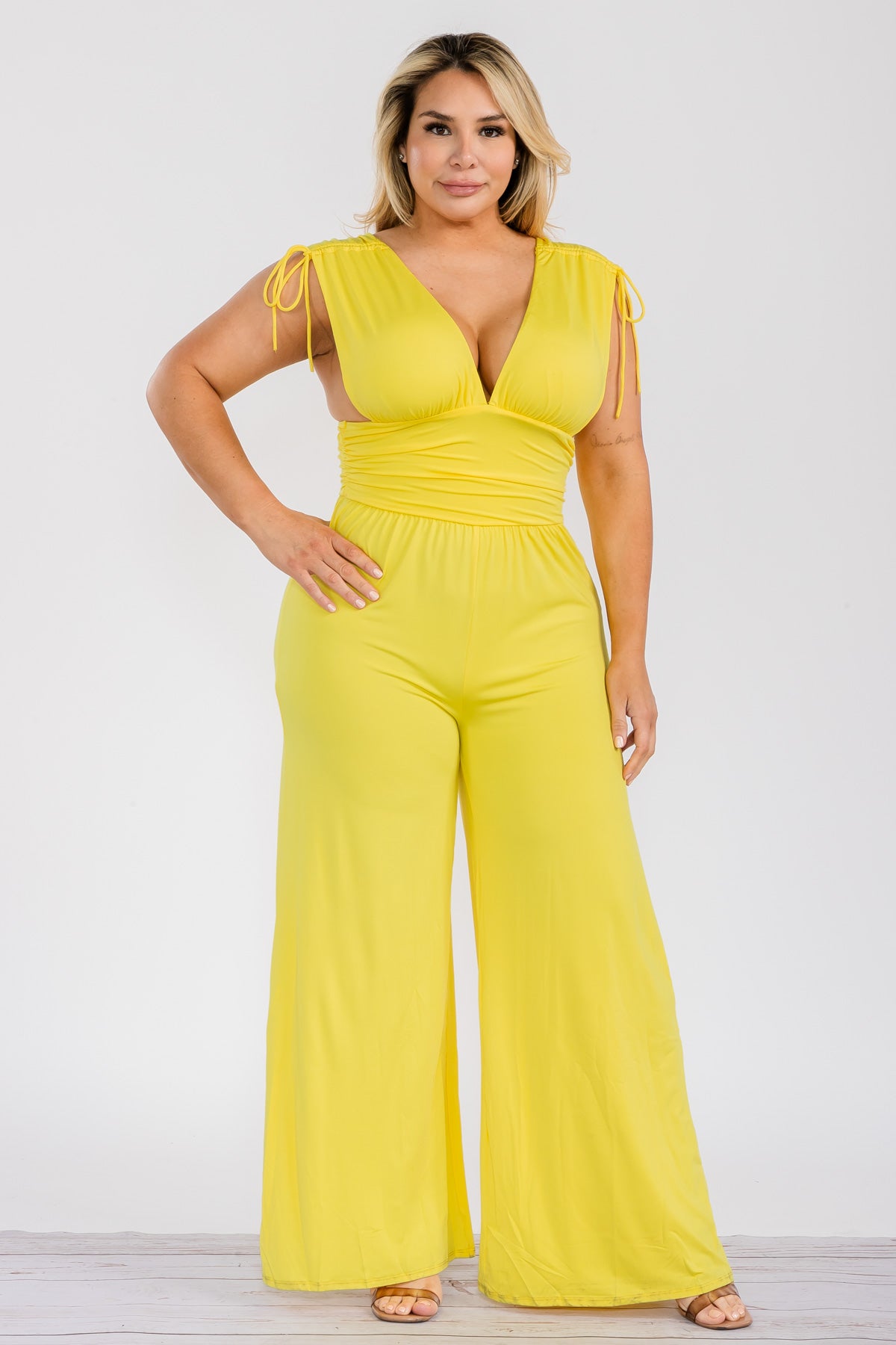 JS618X - SOLID V-NECK JUMPSUIT