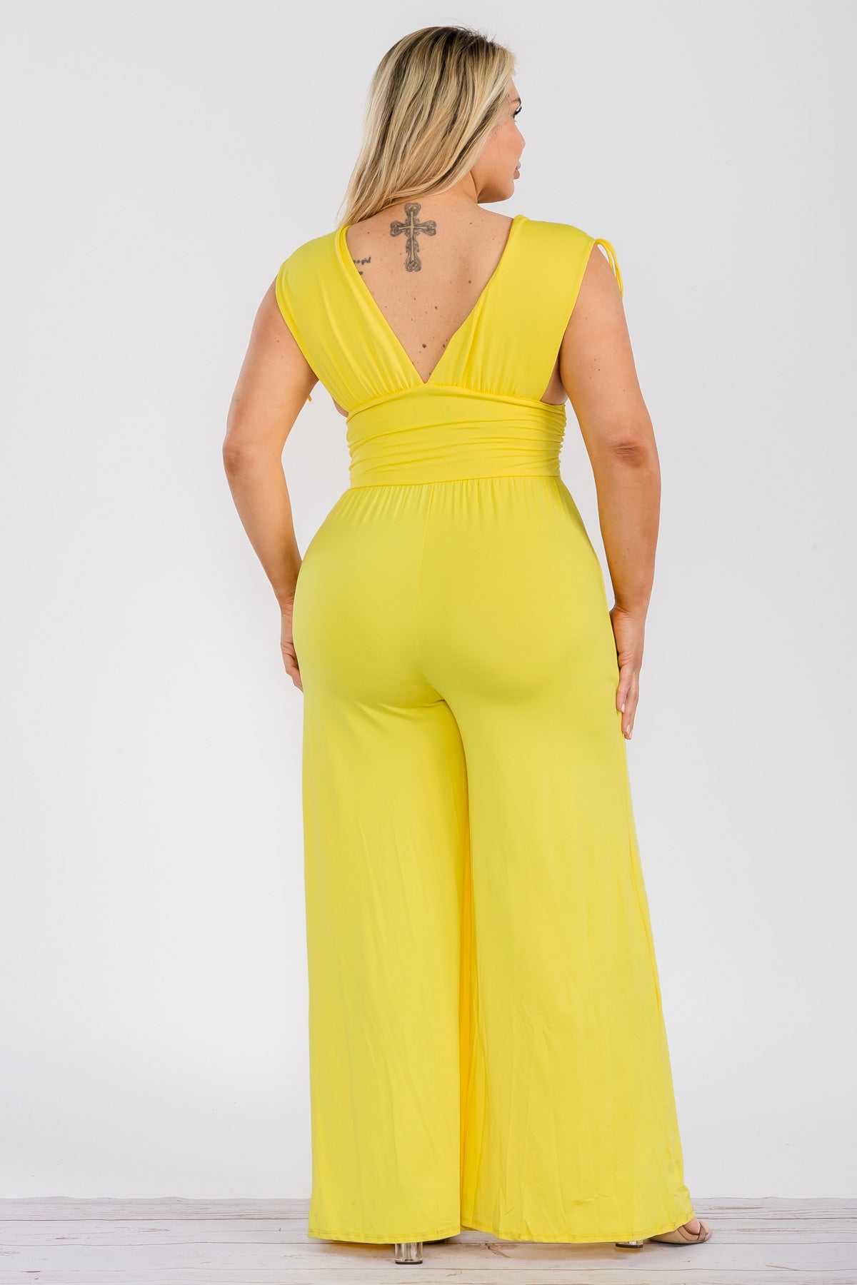 JS618X - SOLID V-NECK JUMPSUIT