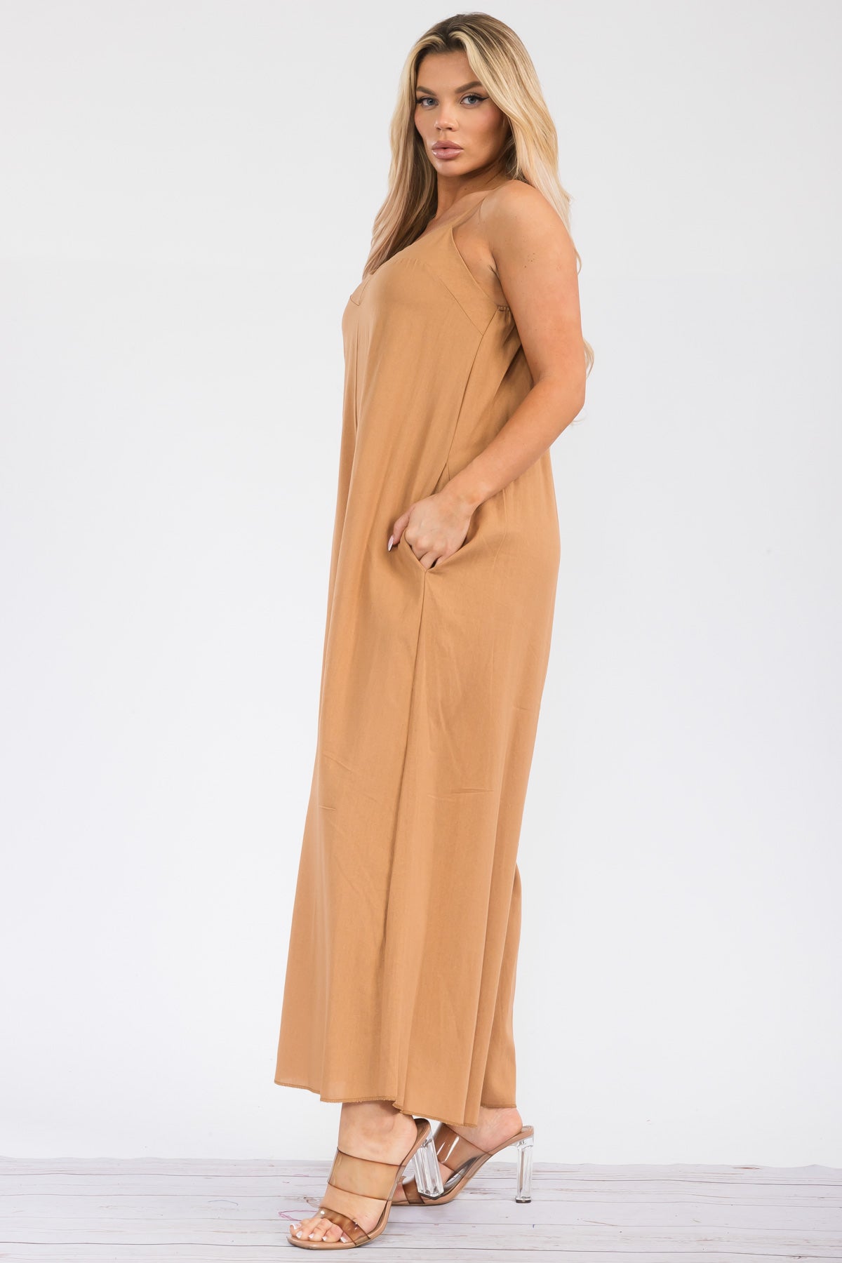 HH756R-S - WIDE LEG SLEEVELESS LINEN JUMPSUIT