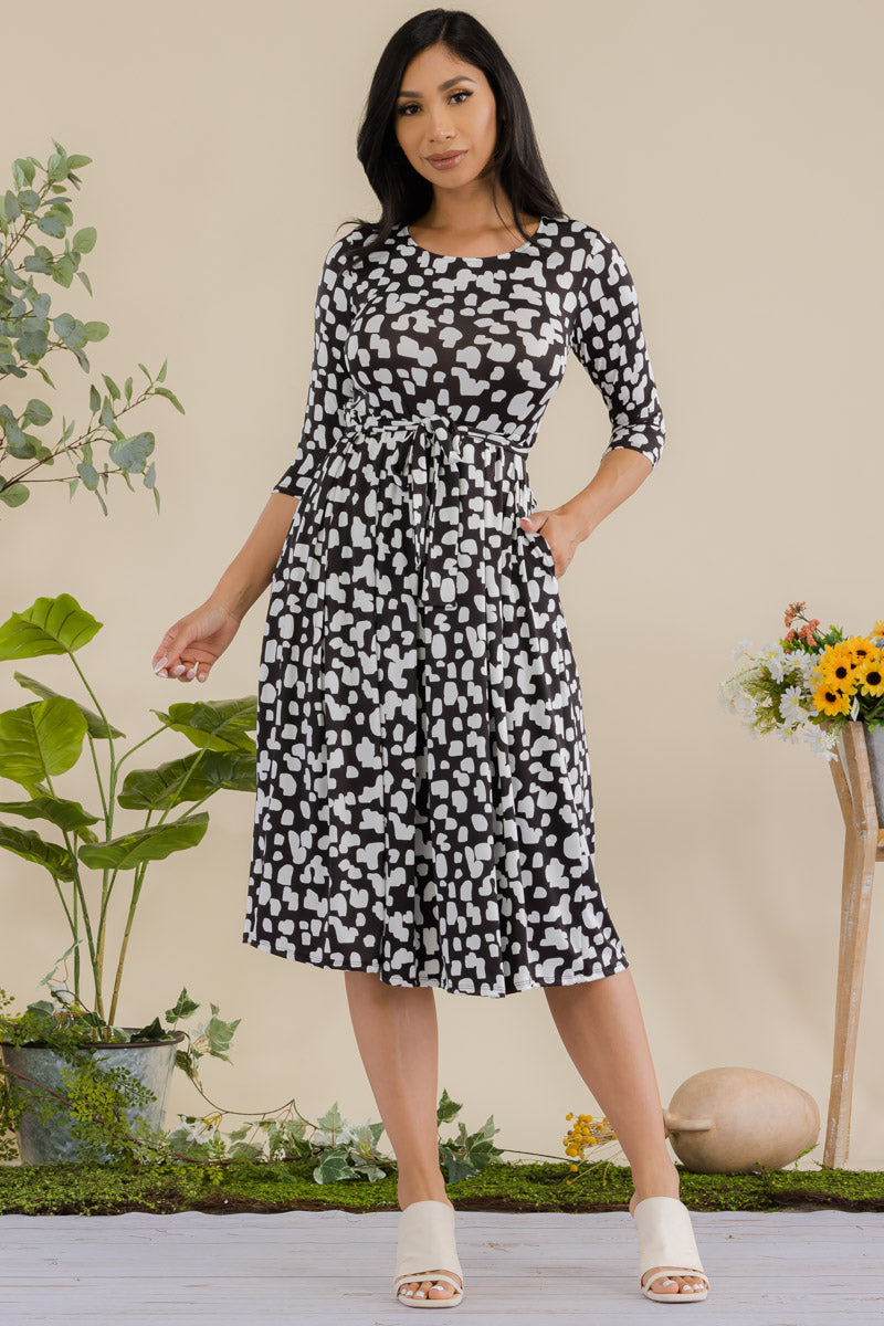 JR779R-ANIMAL - 3/4 Sleeve Waist Tie Dress