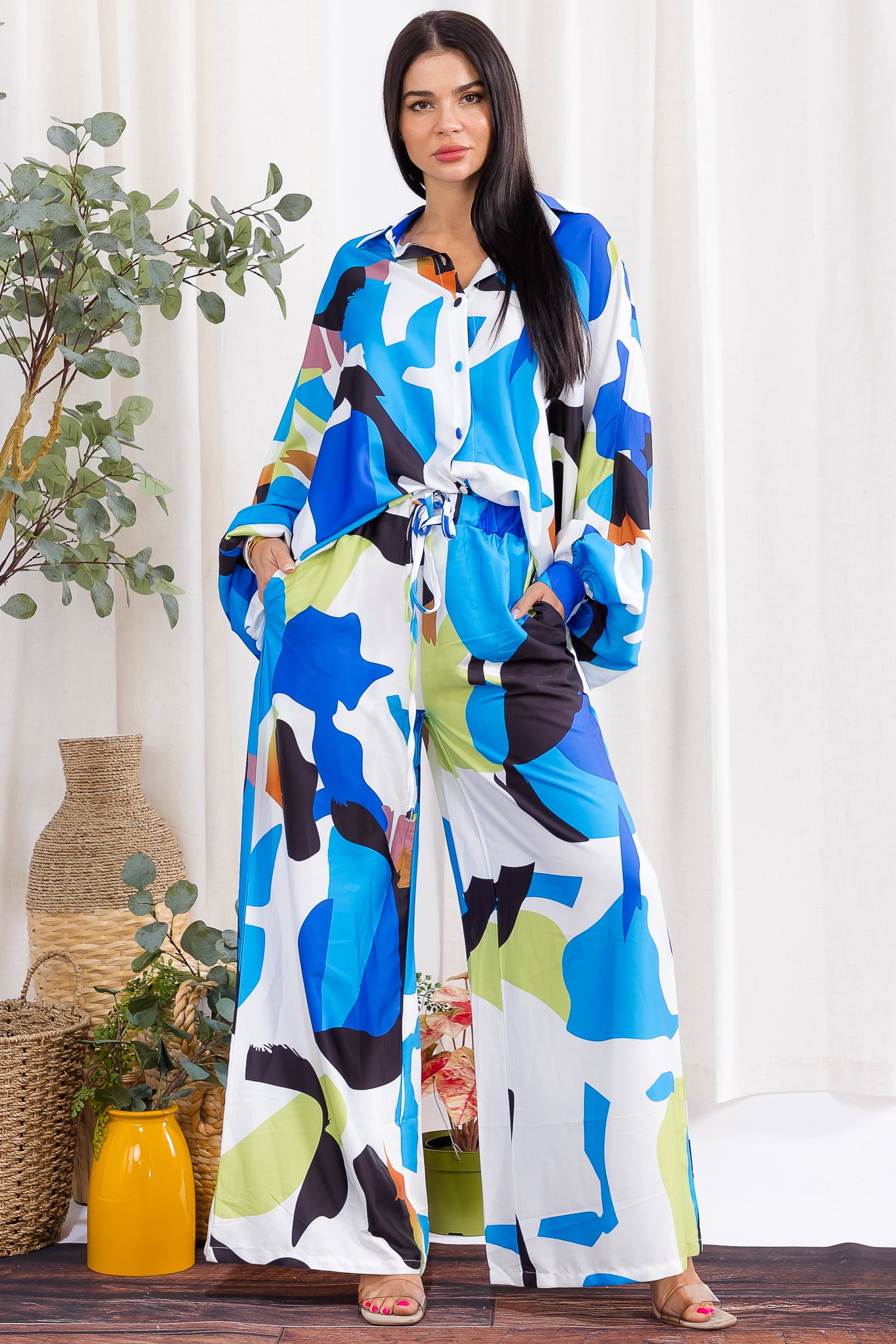 H002X-P1 Printed Oversized Shirt & Wide-Leg Pants Set