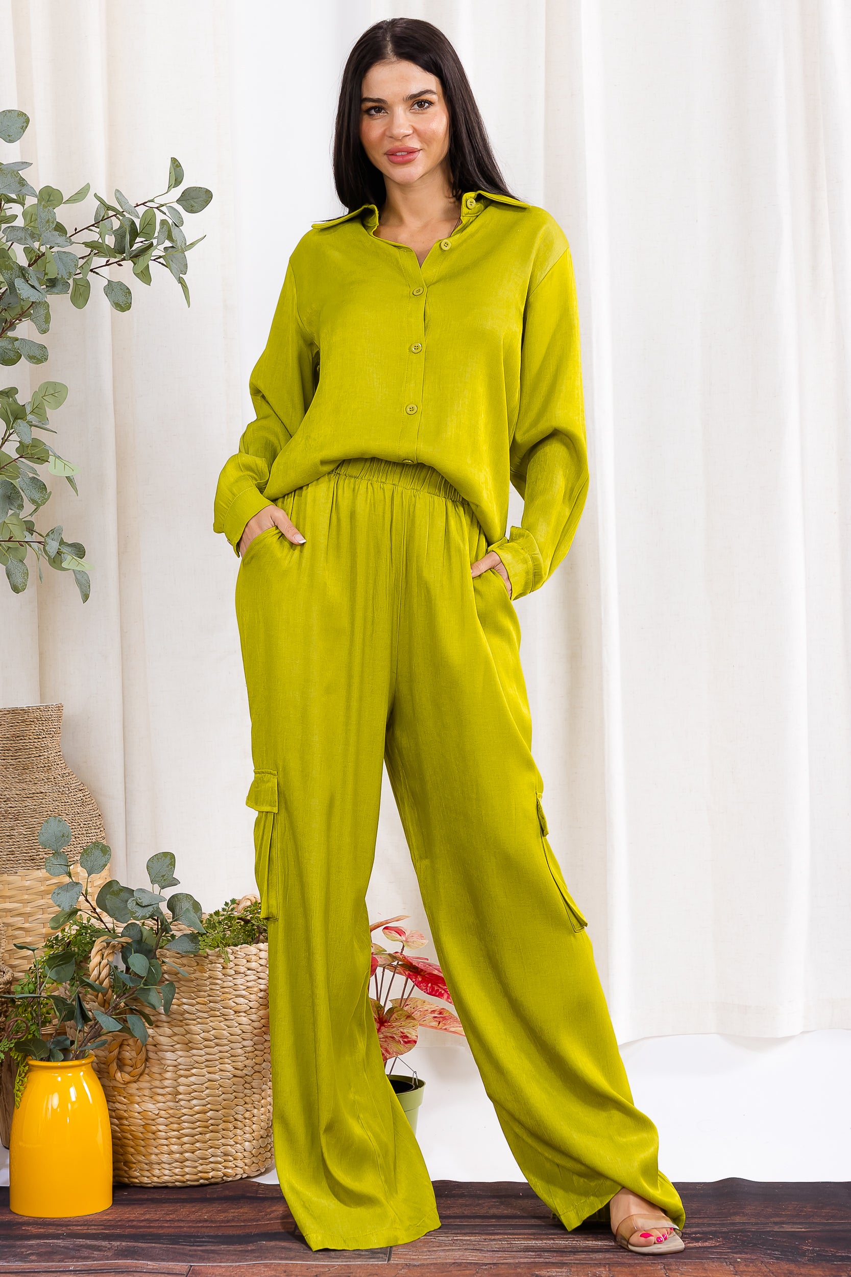 H001R-S Relaxed Cargo Shirt & Wide-Leg Pants Set