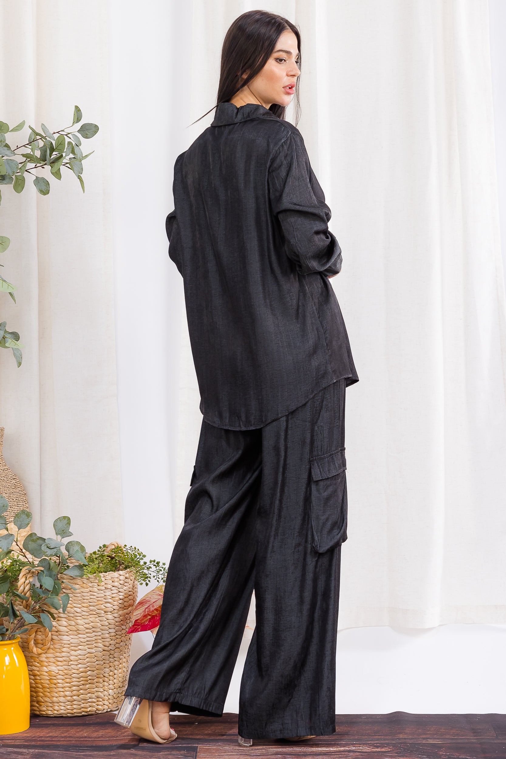 H001R-S Relaxed Cargo Shirt & Wide-Leg Pants Set