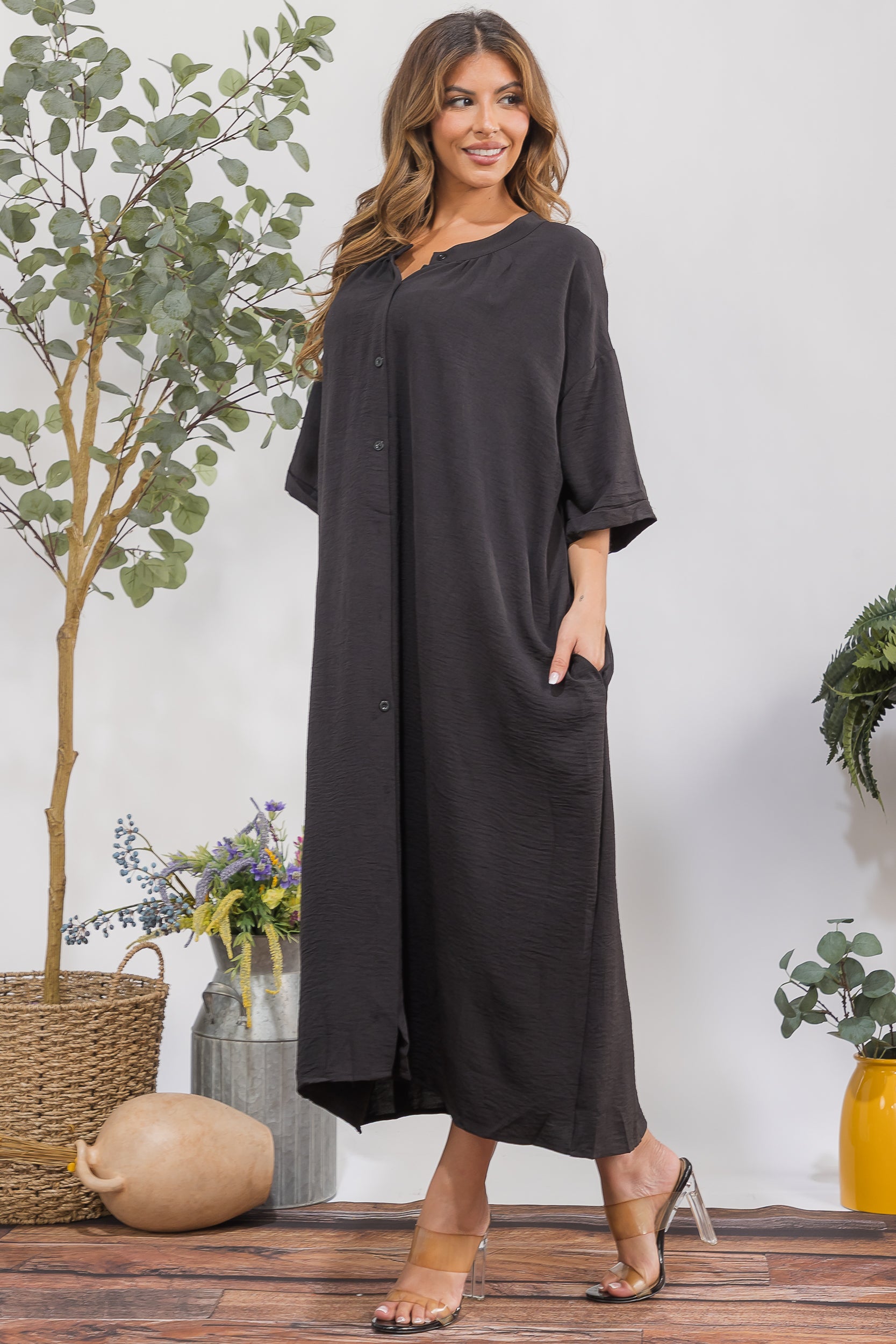 25102 Oversized Button-Down Midi Dress with Pockets
