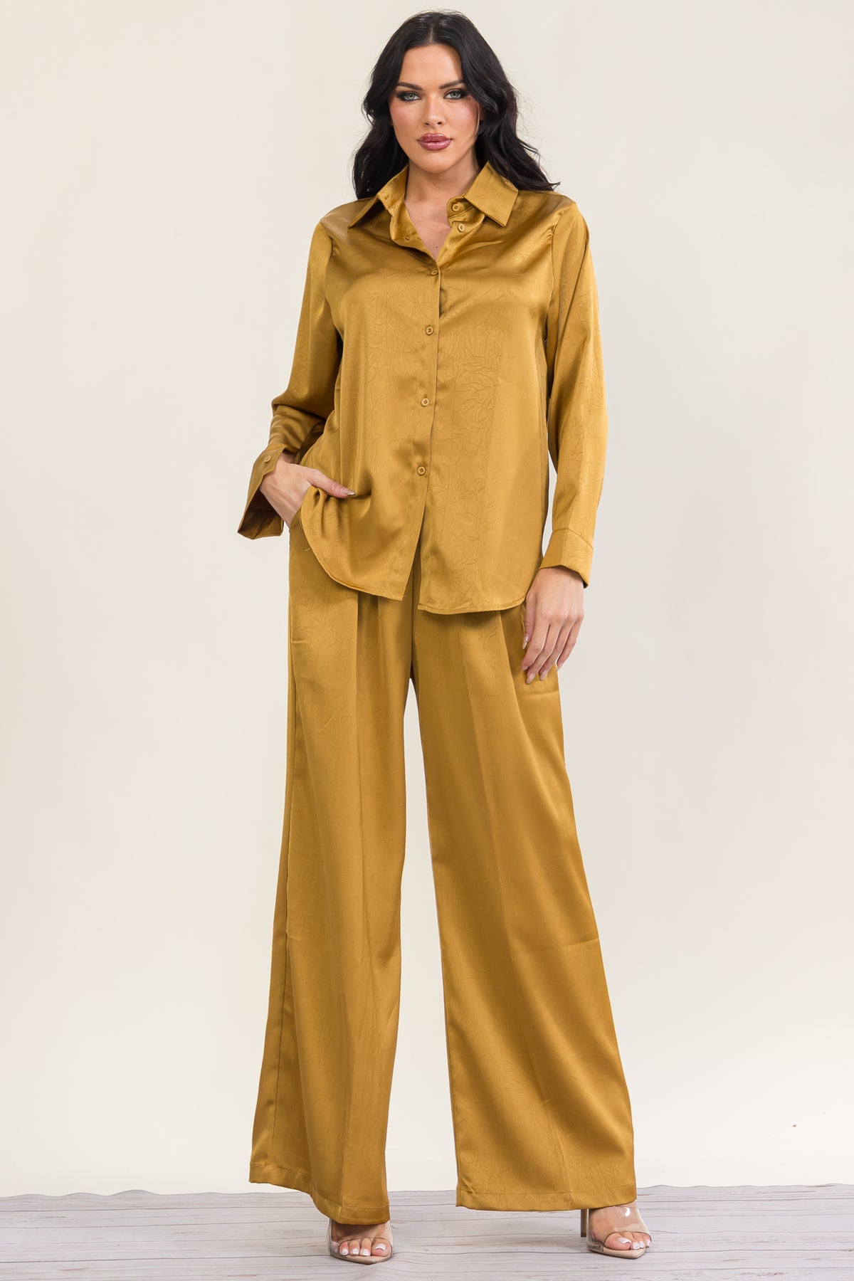 971 - Elegant Button-Down Wide-Leg Two-Piece Set