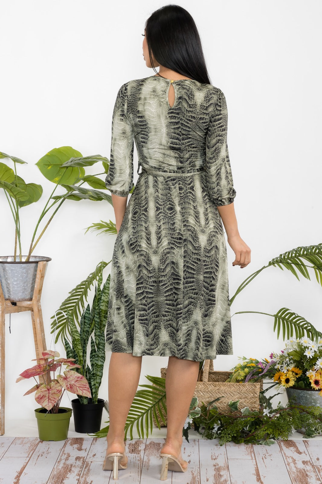 HH583R-P-AN Animal Print Midi Tie-Up Dress with Midi Sleeves