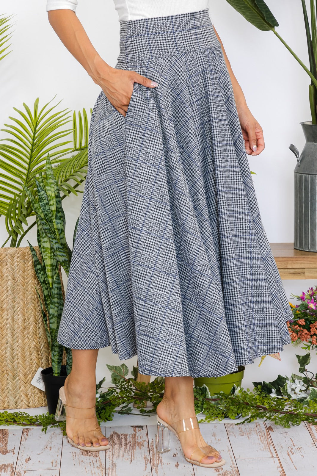 HH746P Maxi Plaid Skirt with Pockets