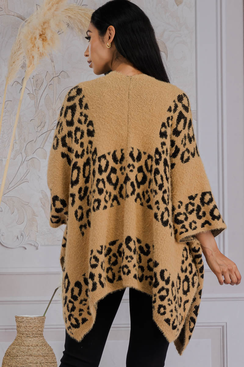 MS0183 - LEOPARD PRINT FUZZY RUANA