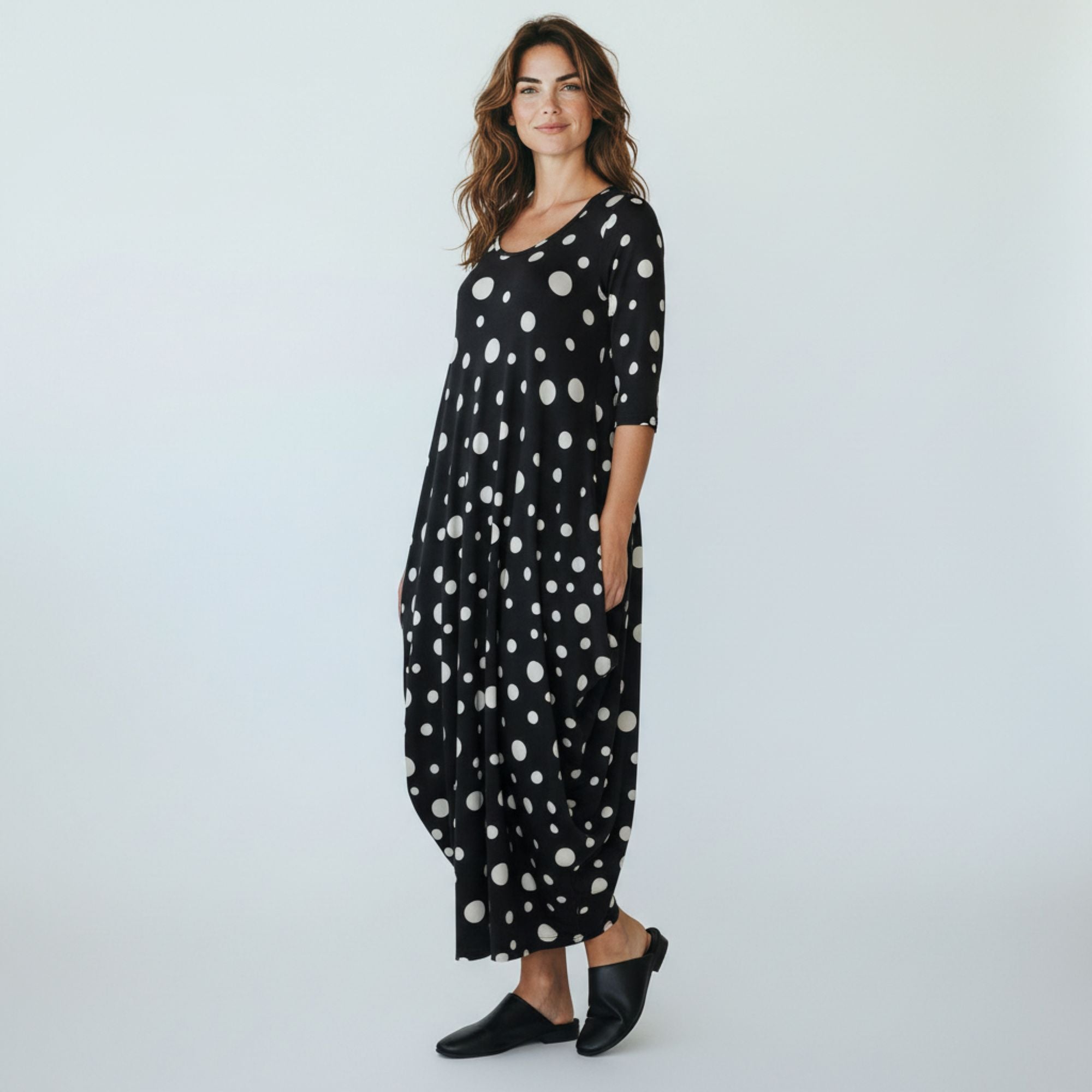 HH645R-P4 Printed Relaxed Fit Draped Maxi Dress with Pockets